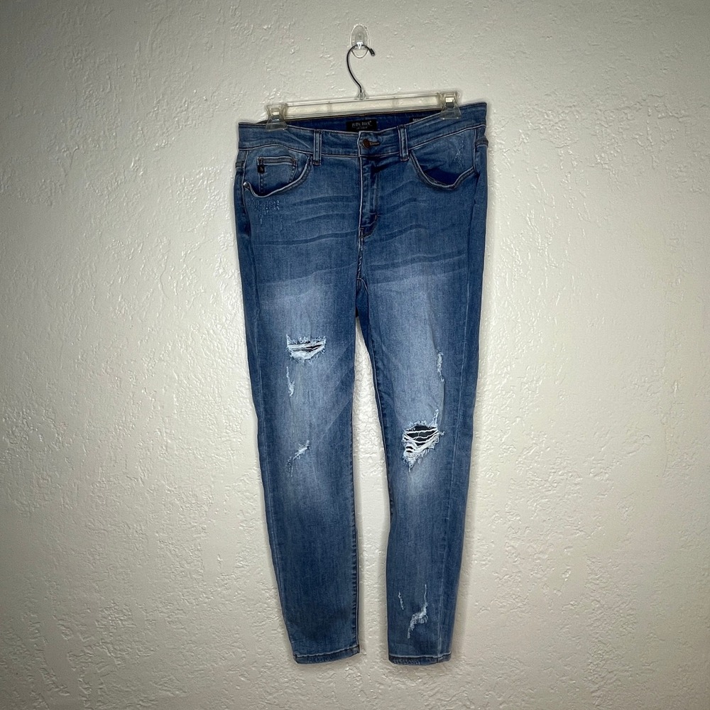 Judy Blue Skinny Fit Distressed Jeans‎ Medium Wash Blue Denim 14W JB82136MD-PL